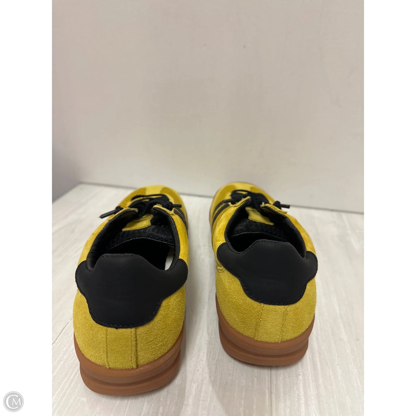 Shoes Sneakers By Steve Madden In Yellow, Size: 11