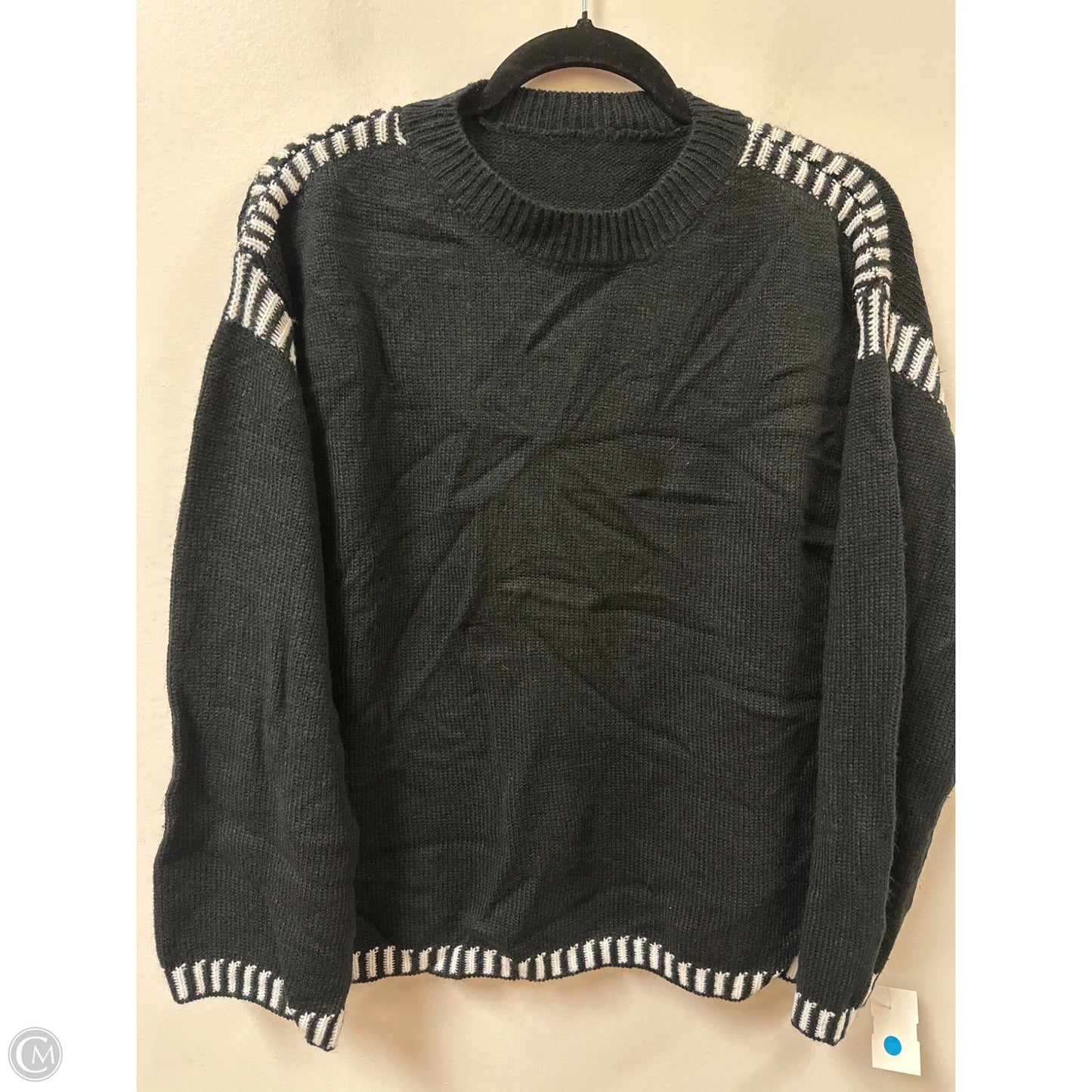 Sweater By Clothes Mentor In Black & White, Size: S