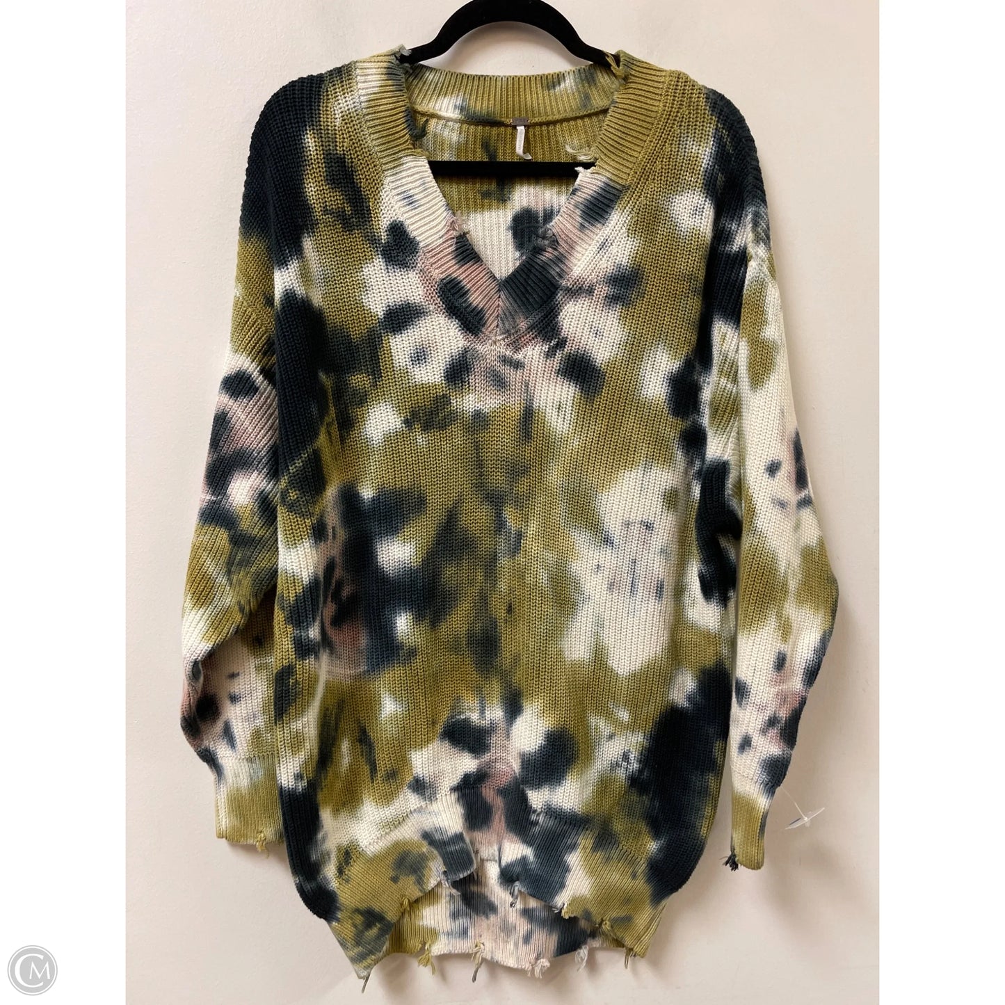 Sweater By Clothes Mentor In Silver, Size: M