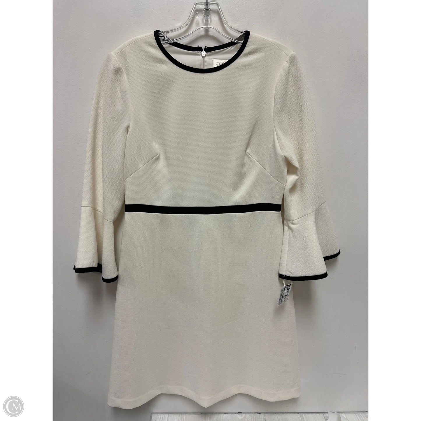 Dress Casual Short By Eliza J In Black & White, Size: M