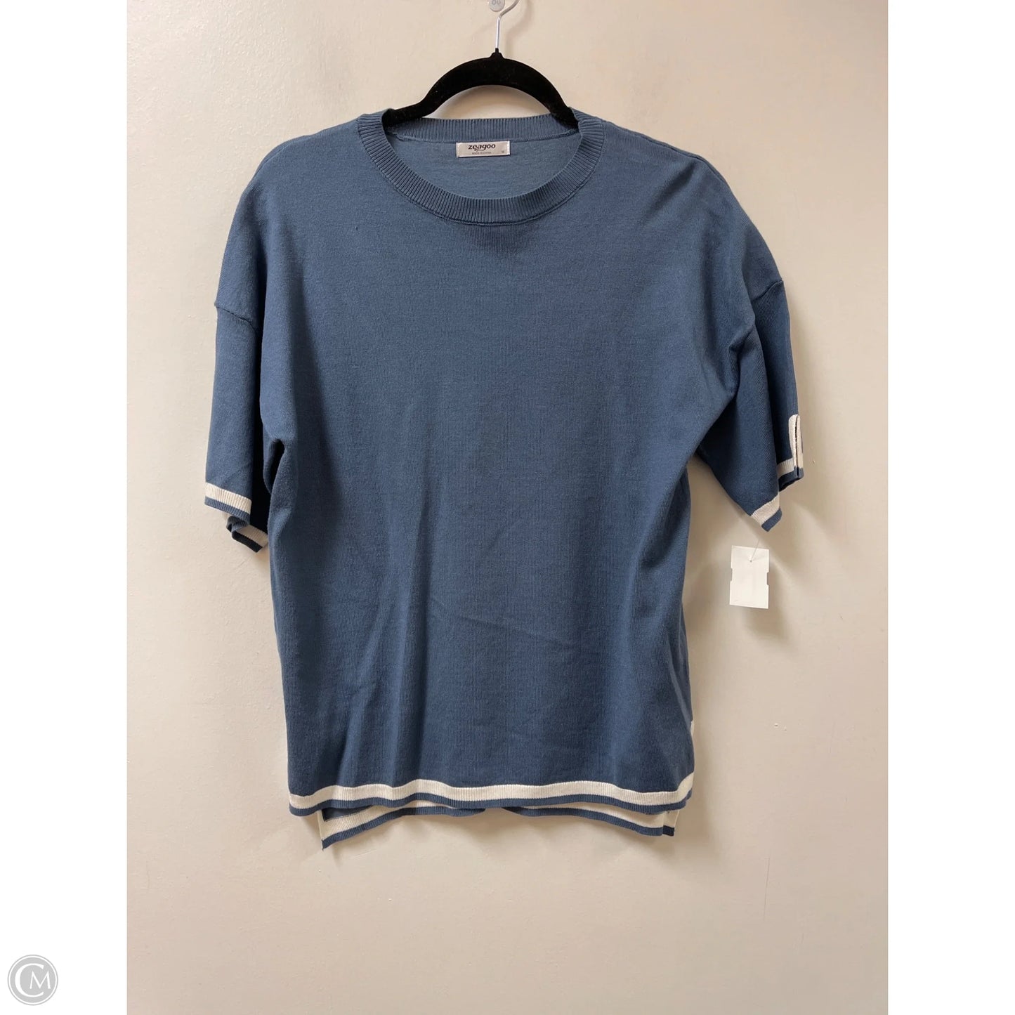 Top Short Sleeve By Zeagoo In Blue & White, Size: M