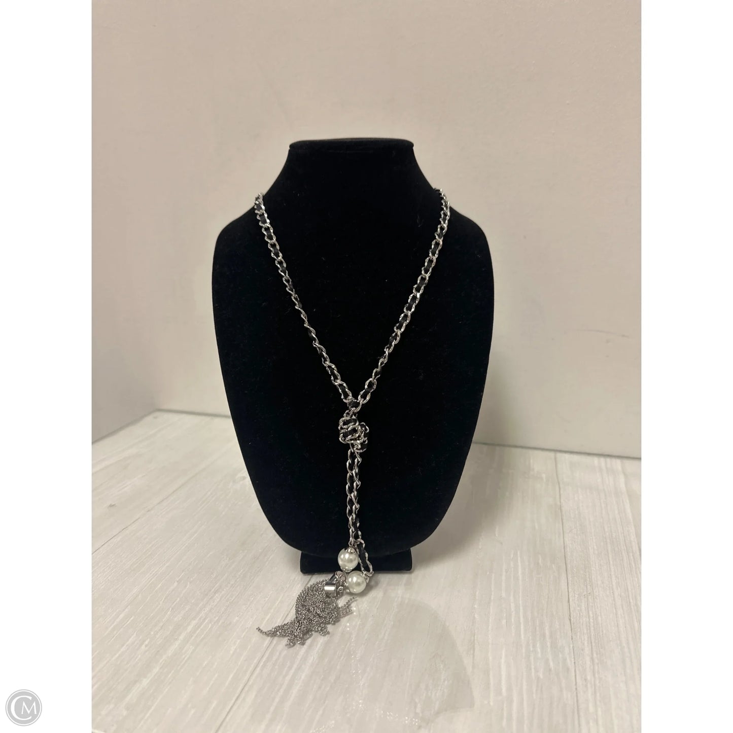 Necklace Lariat & Y-drop By White House Black Market