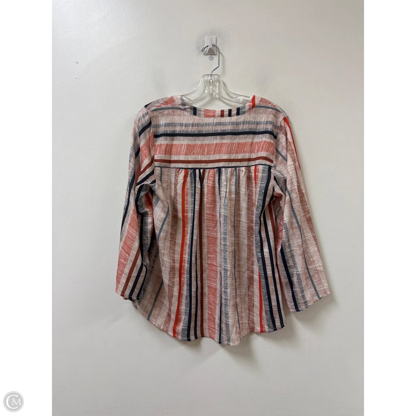 Top Long Sleeve By Clothes Mentor In Striped Pattern, Size: M
