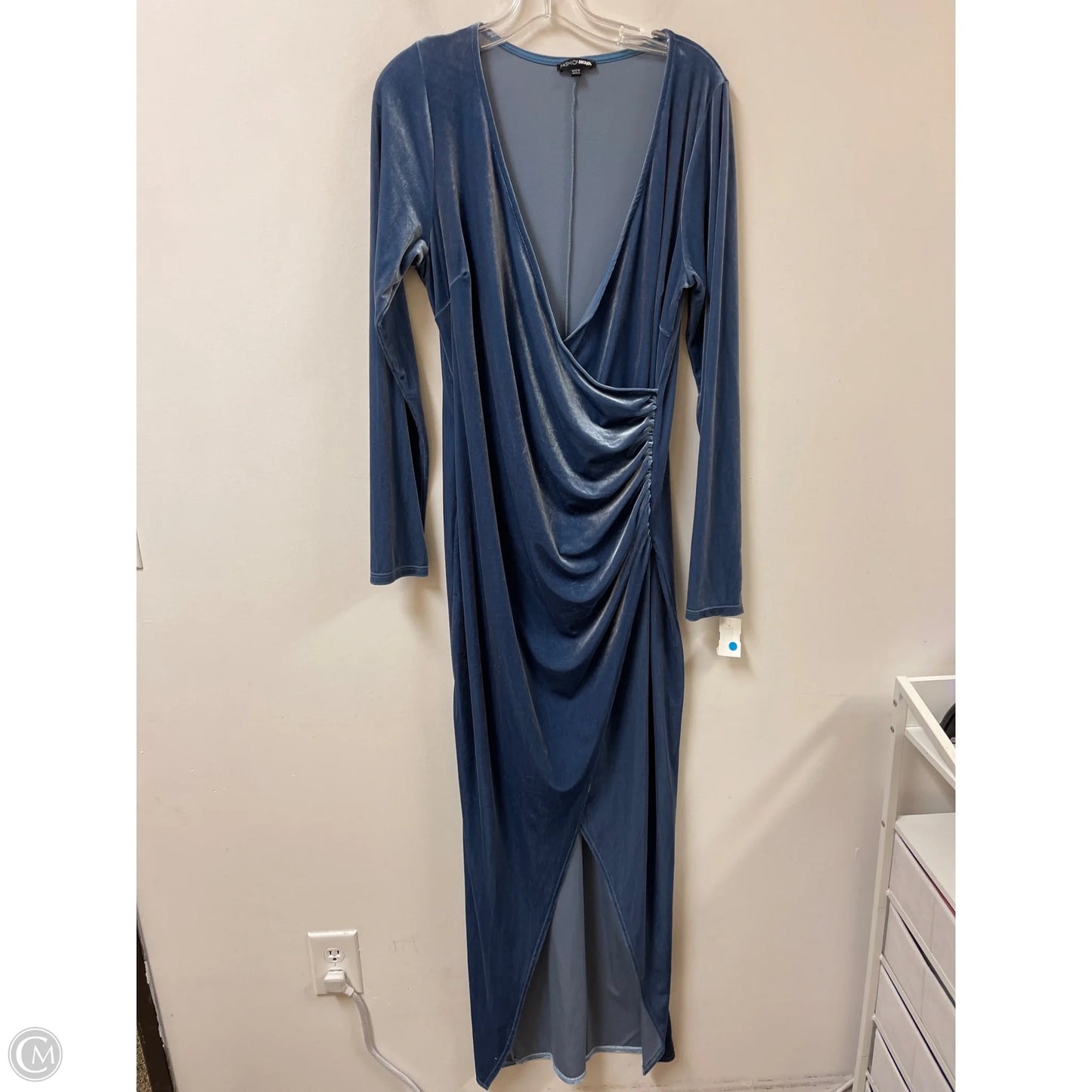Dress Casual Maxi By Fashion Nova In Blue, Size: L