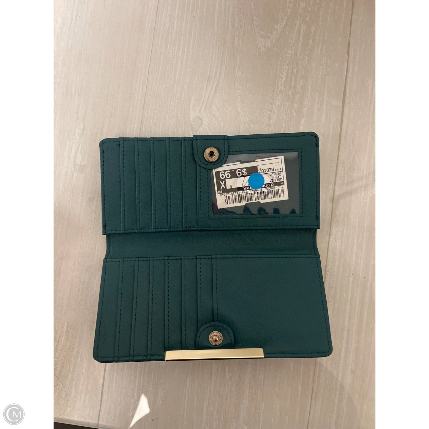Wallet By Clothes Mentor, Size: Medium