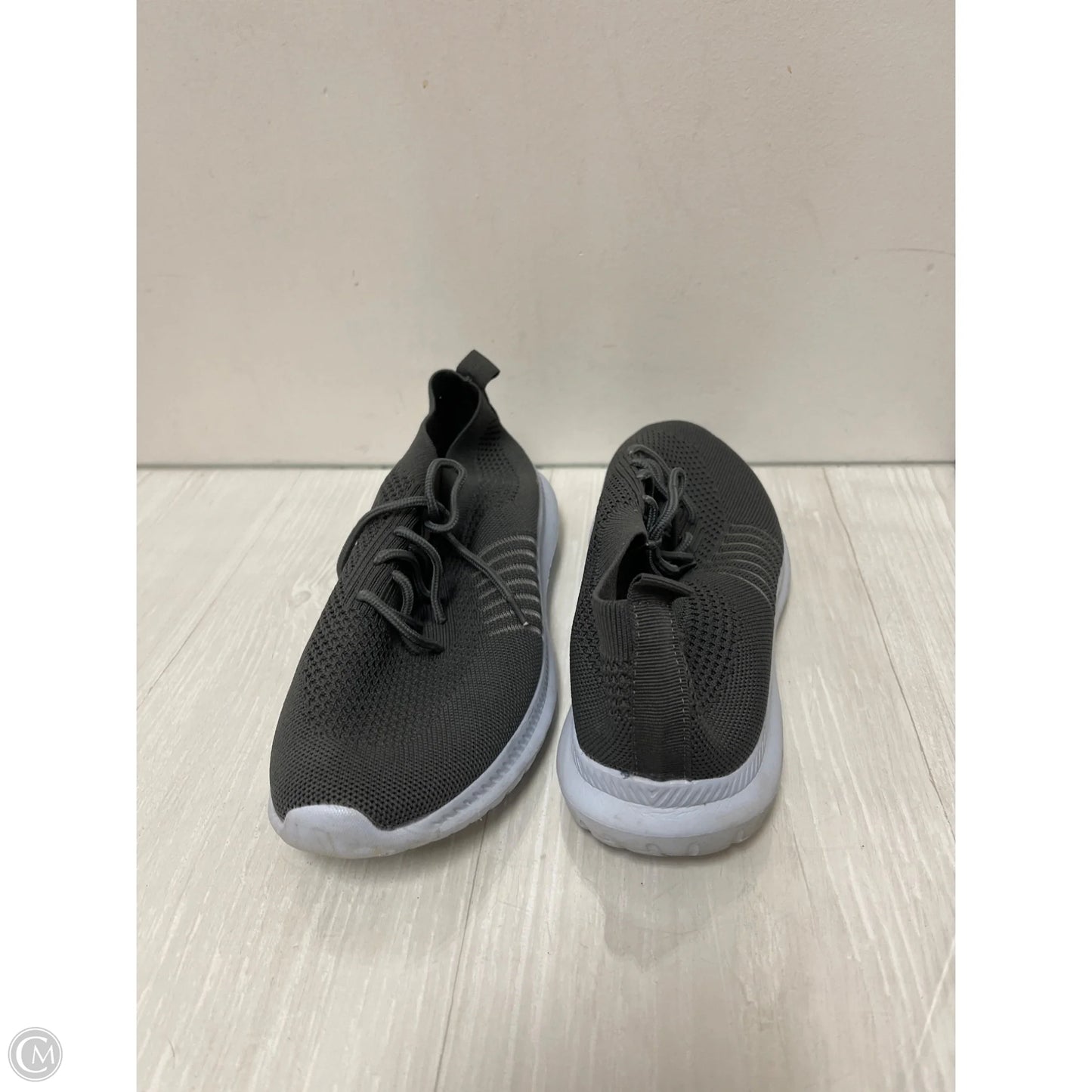 Shoes Athletic By Clothes Mentor In Grey, Size: 11