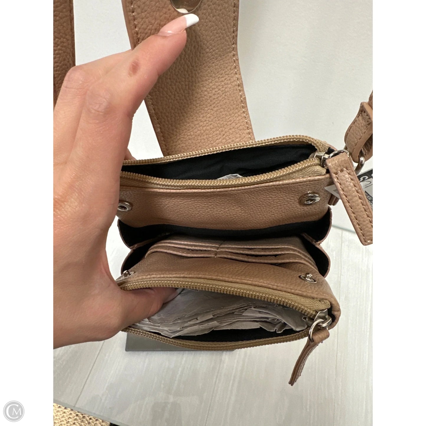 Crossbody By Clothes Mentor, Size: Small