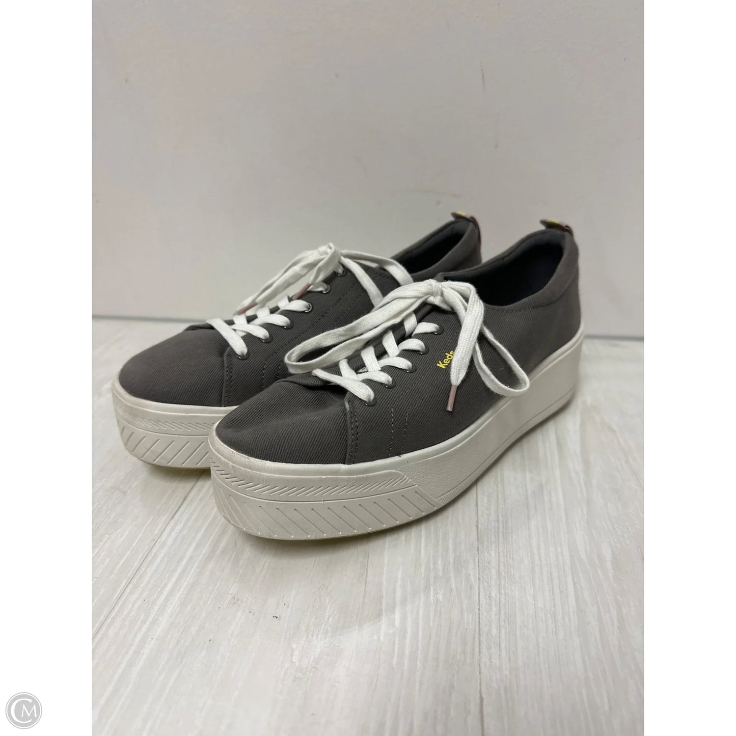 Shoes Flats By Keds In Grey, Size: 11