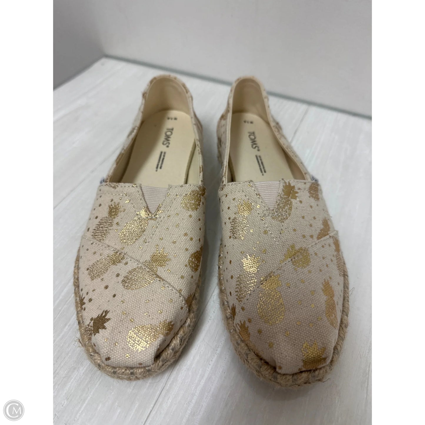 Shoes Flats By Toms In Gold & Tan, Size: 7.5