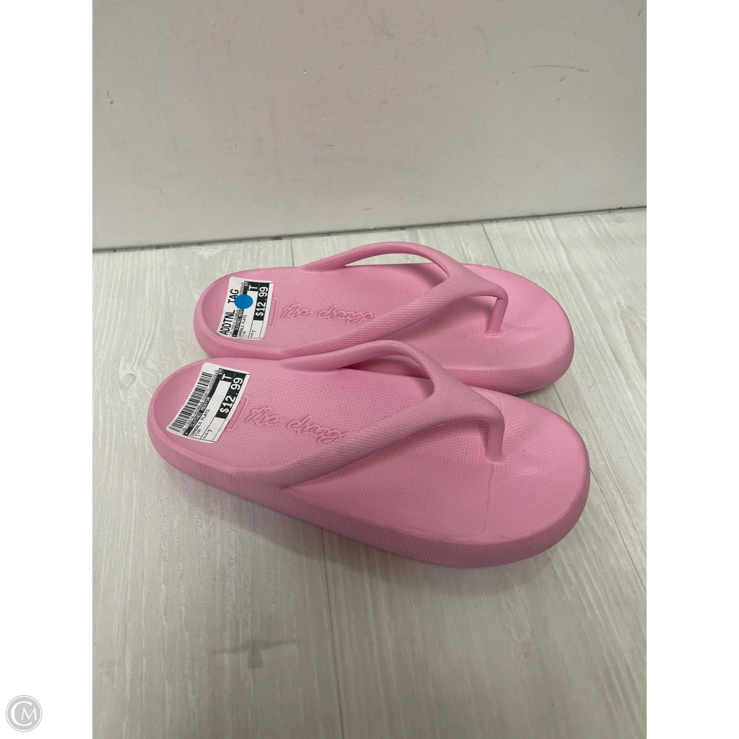 Sandals Flats By Clothes Mentor In Pink, Size: 7
