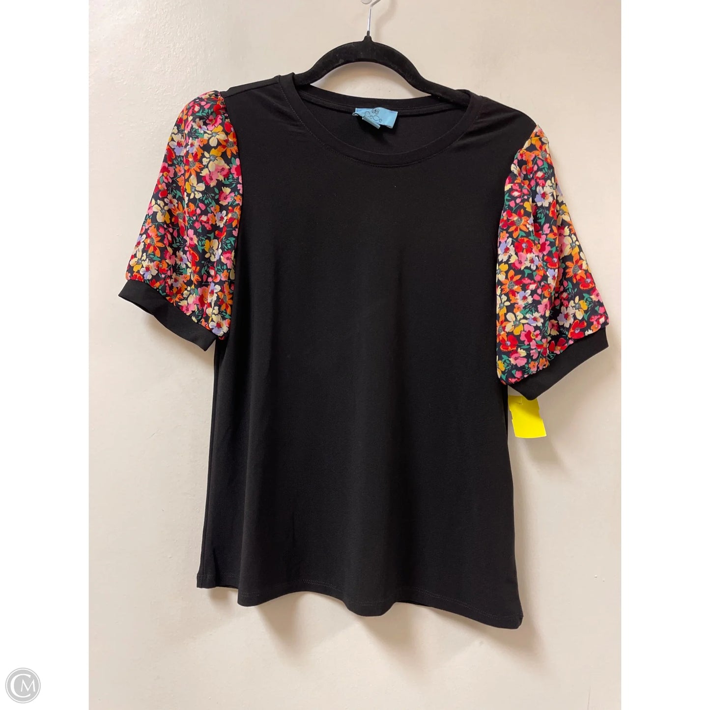 Top Short Sleeve By Cece In Multi-colored, Size: S