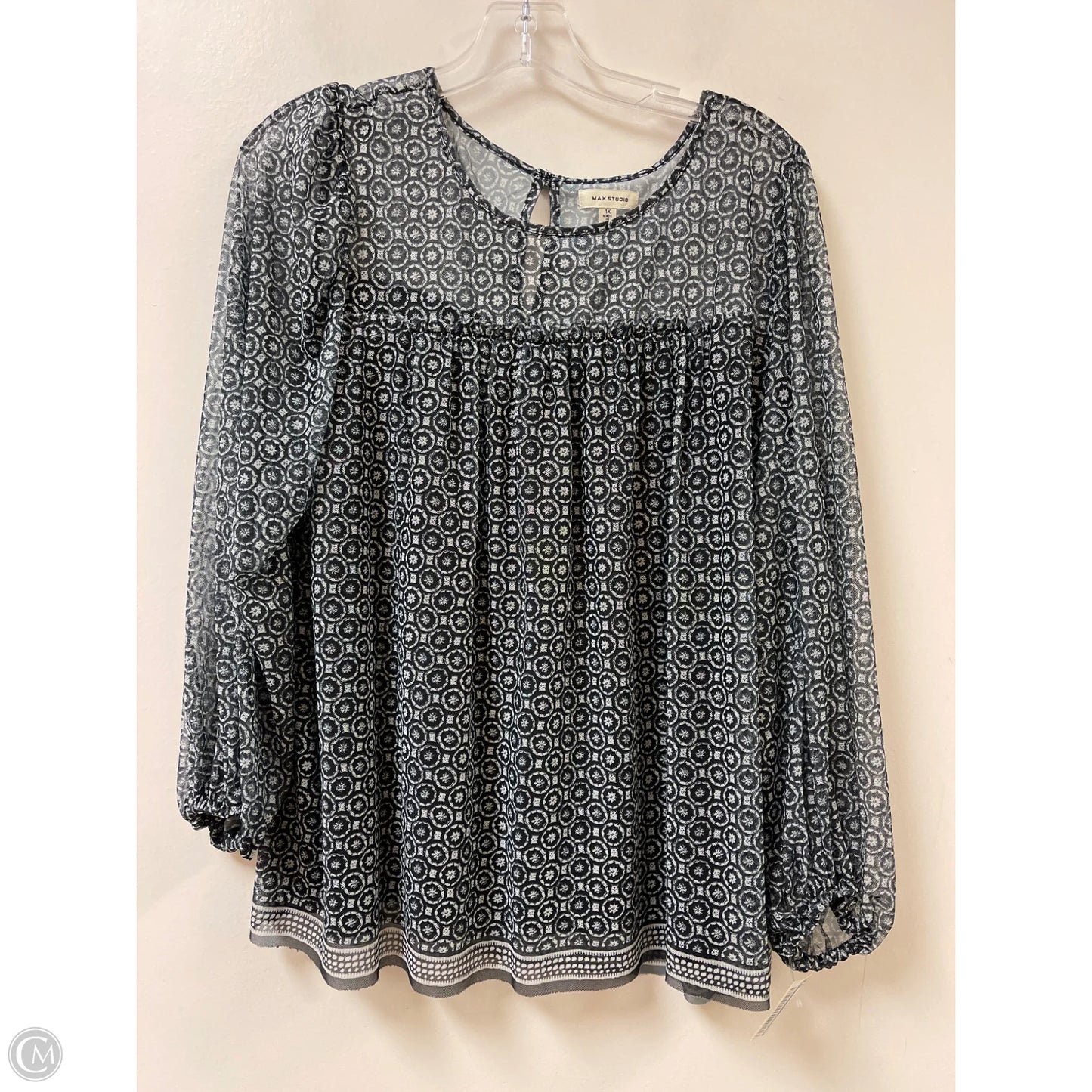 Top Long Sleeve By Max Studio In Black & White, Size: 1x