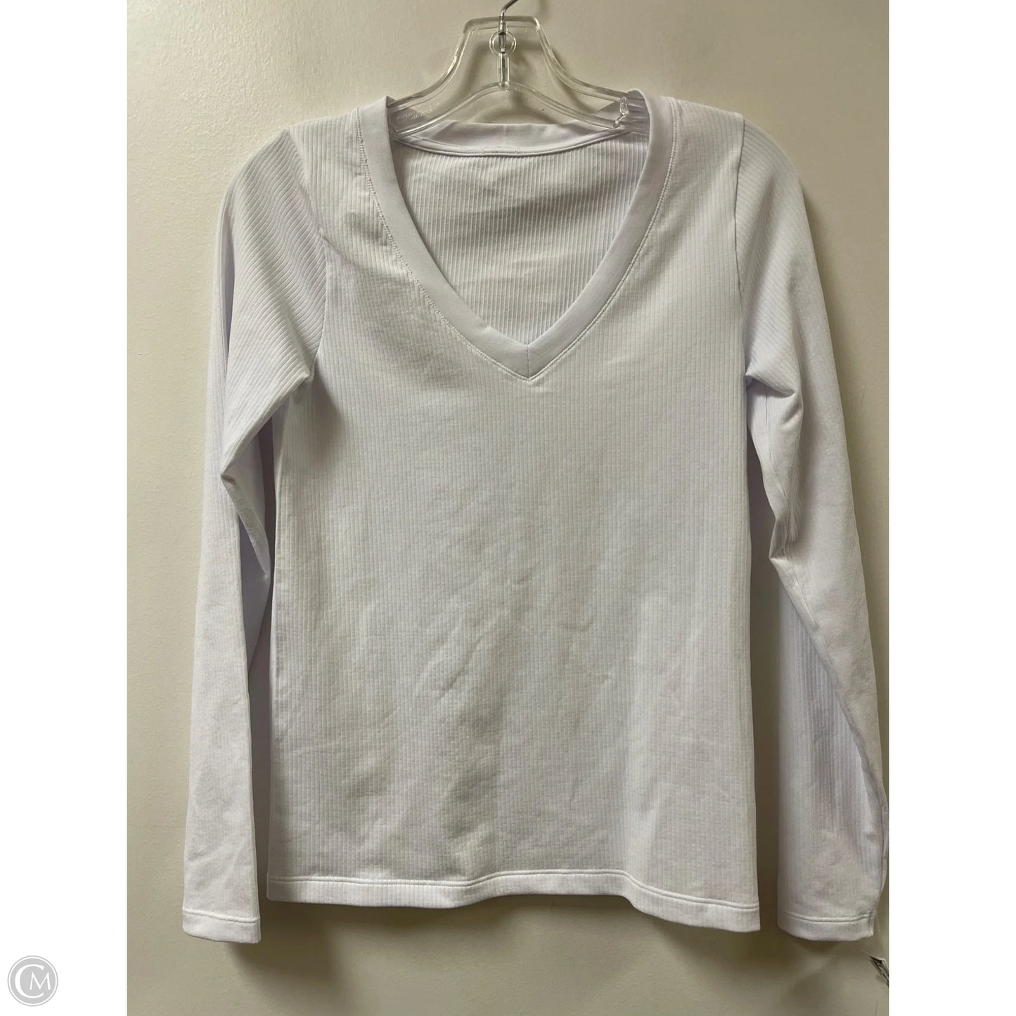 Top Long Sleeve By Clothes Mentor In White, Size: S