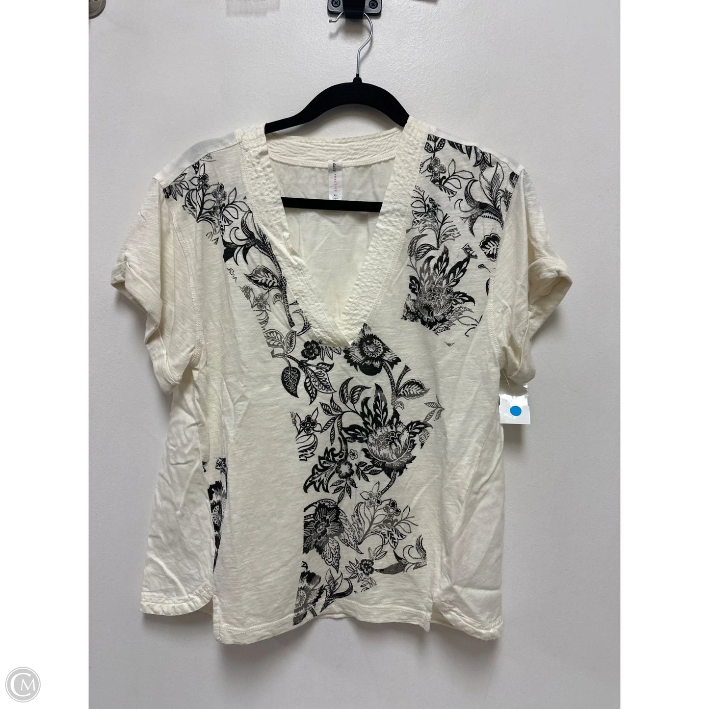 Top Short Sleeve By Daily Practice By Anthropologie In Black & Cream, Size: Xs