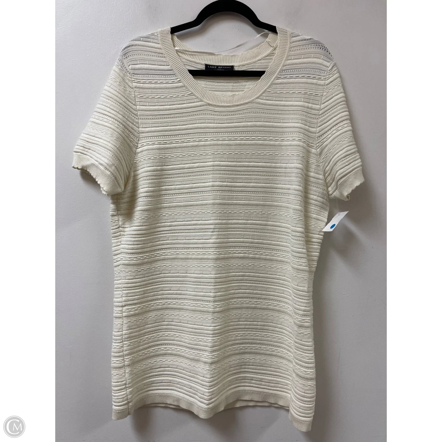 Top Short Sleeve By Lane Bryant In Cream, Size: 1x