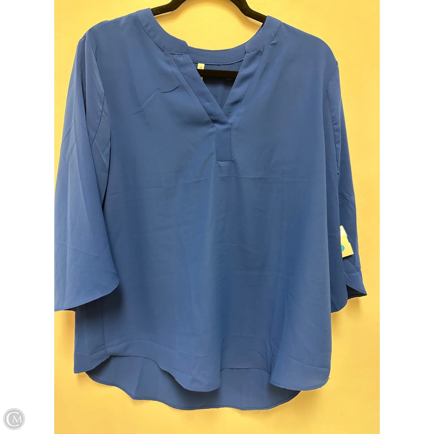 Top Short Sleeve By Clothes Mentor In Blue, Size: L