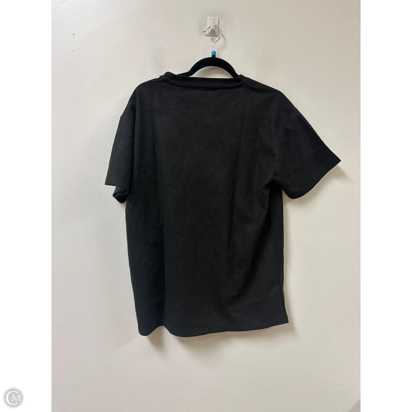 Top Short Sleeve By Clothes Mentor In Black, Size: M