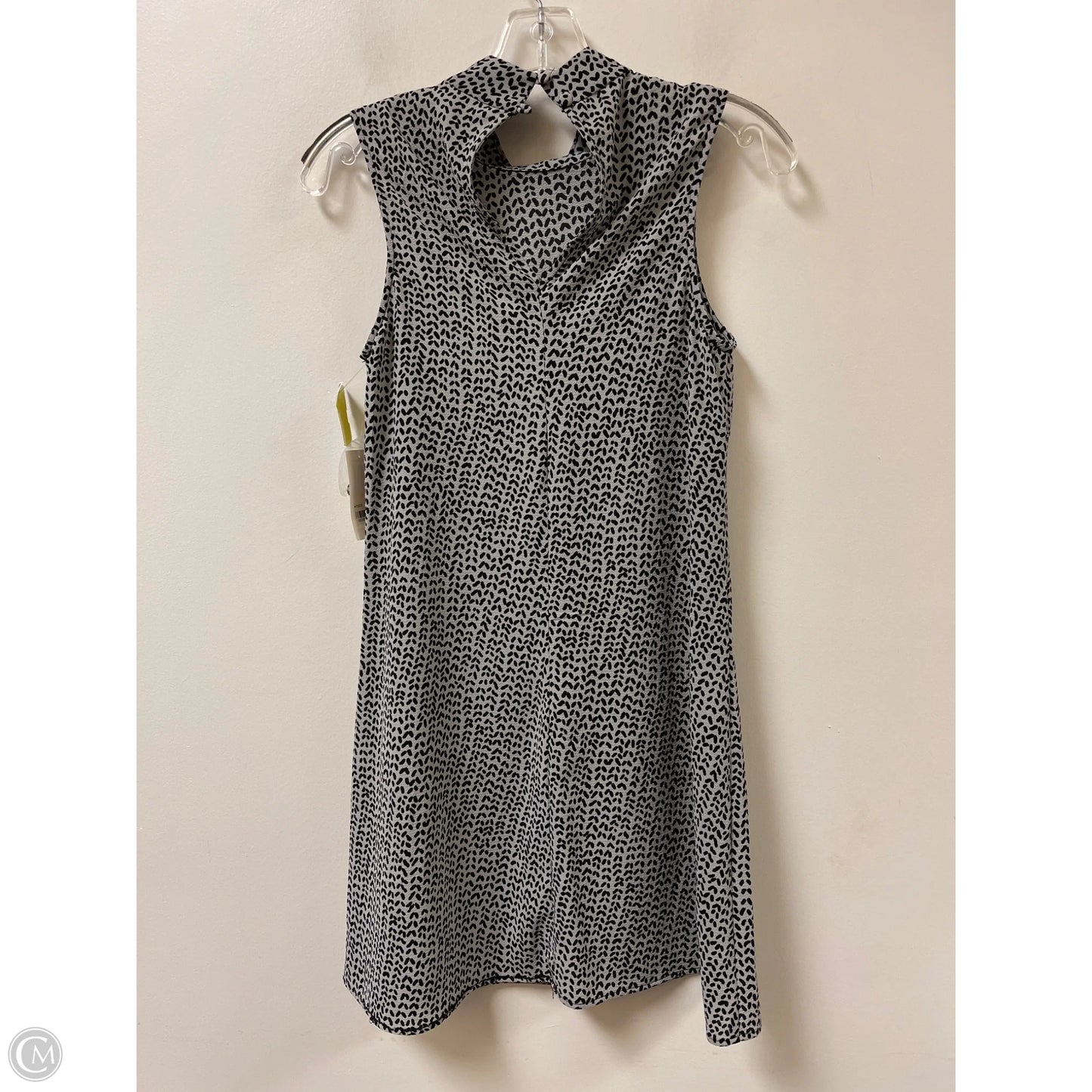 Dress Casual Short By Clothes Mentor In Grey, Size: S
