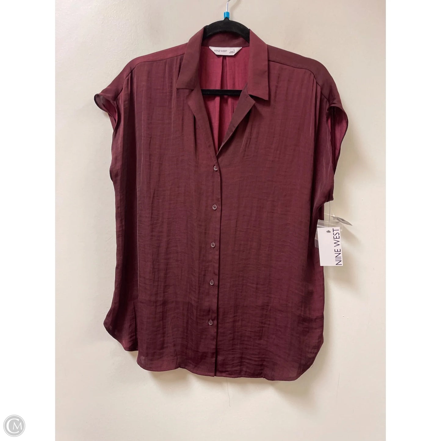 Top Short Sleeve By Nine West In Maroon, Size: L