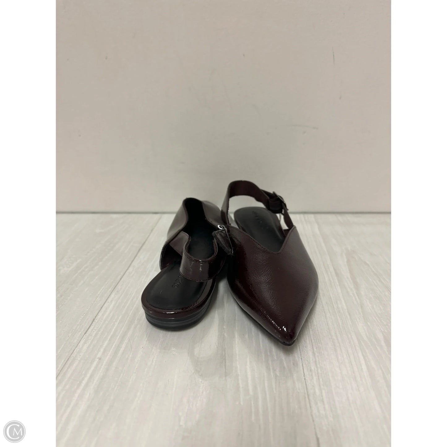 Shoes Flats By Old Navy In Brown, Size: 8