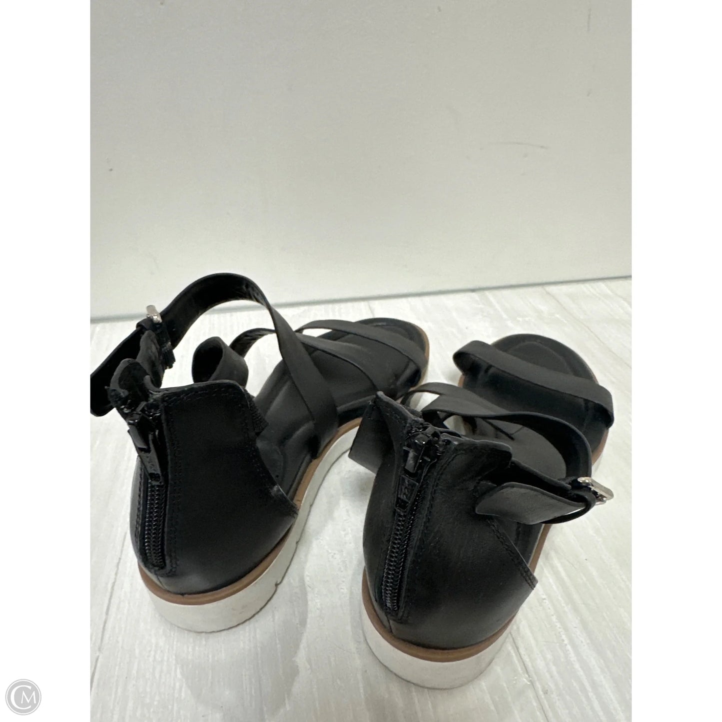 Sandals Flats By Sofft In Black, Size: 8