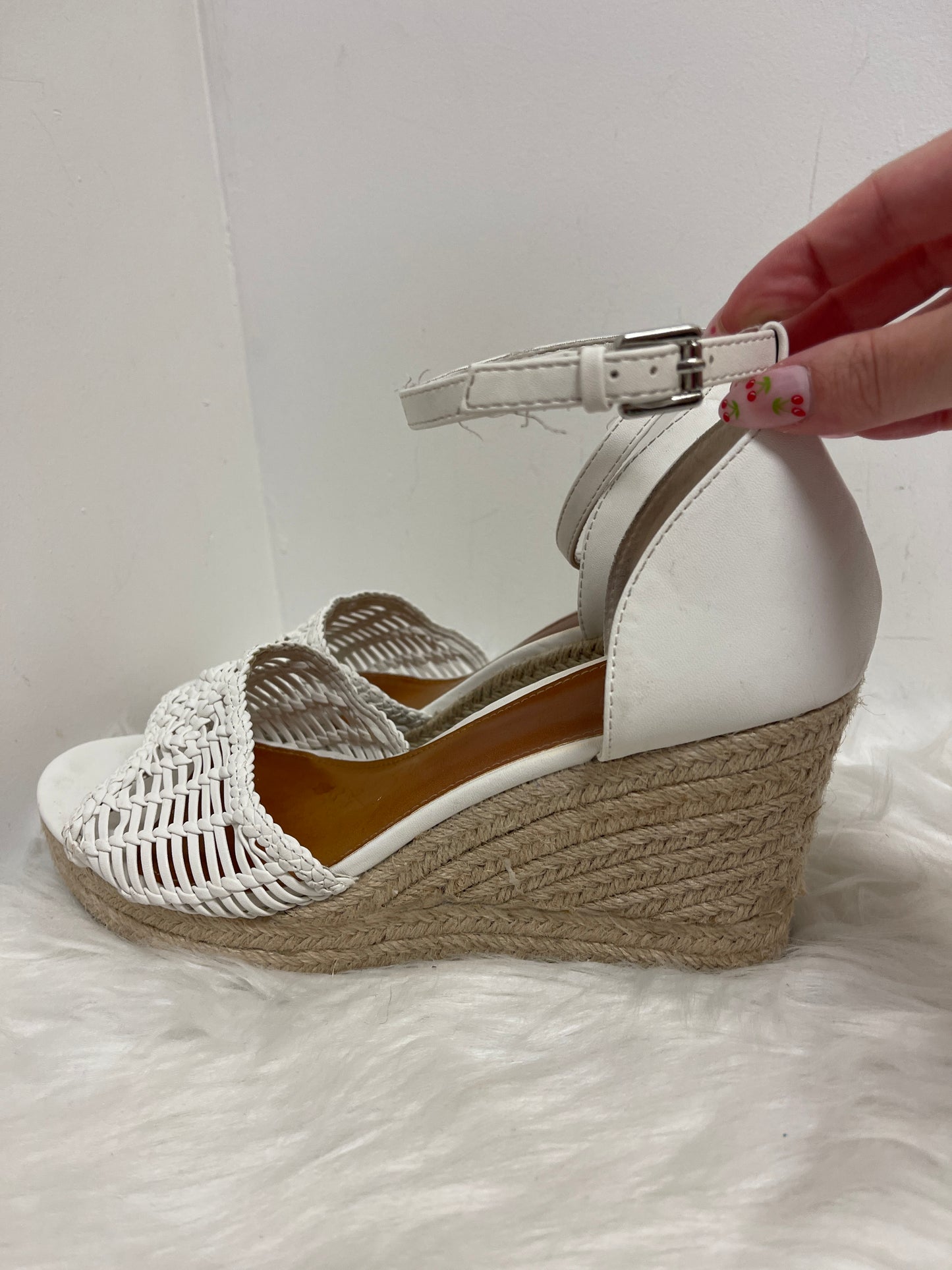 White Sandals Heels Wedge Ana, Size 11