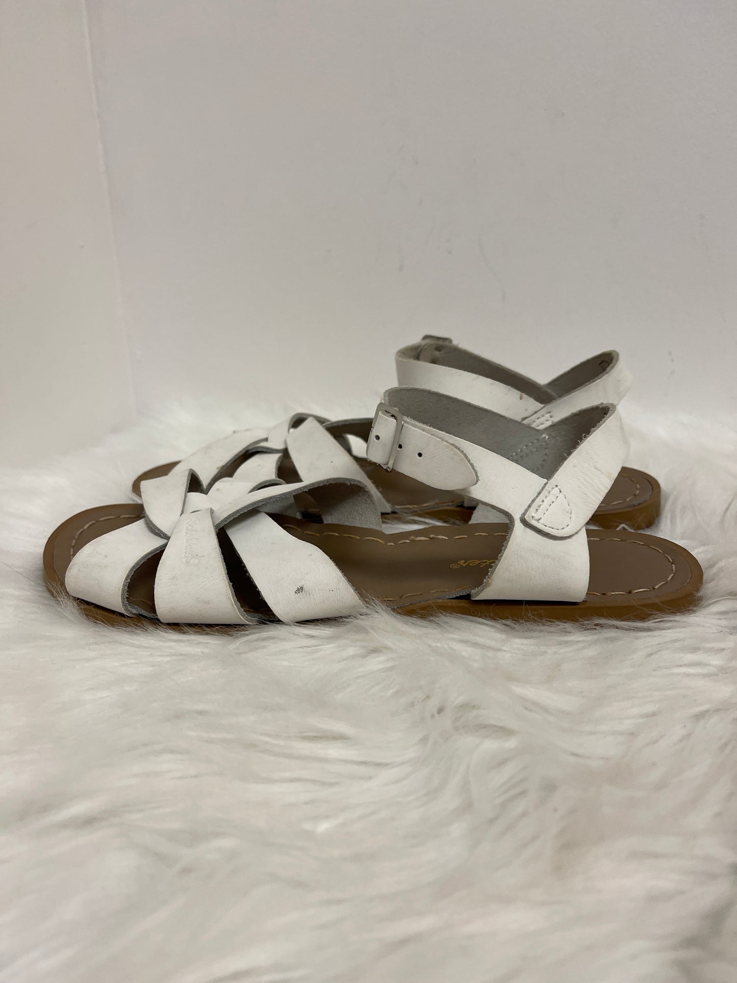 White Sandals Flats Clothes Mentor, Size 8