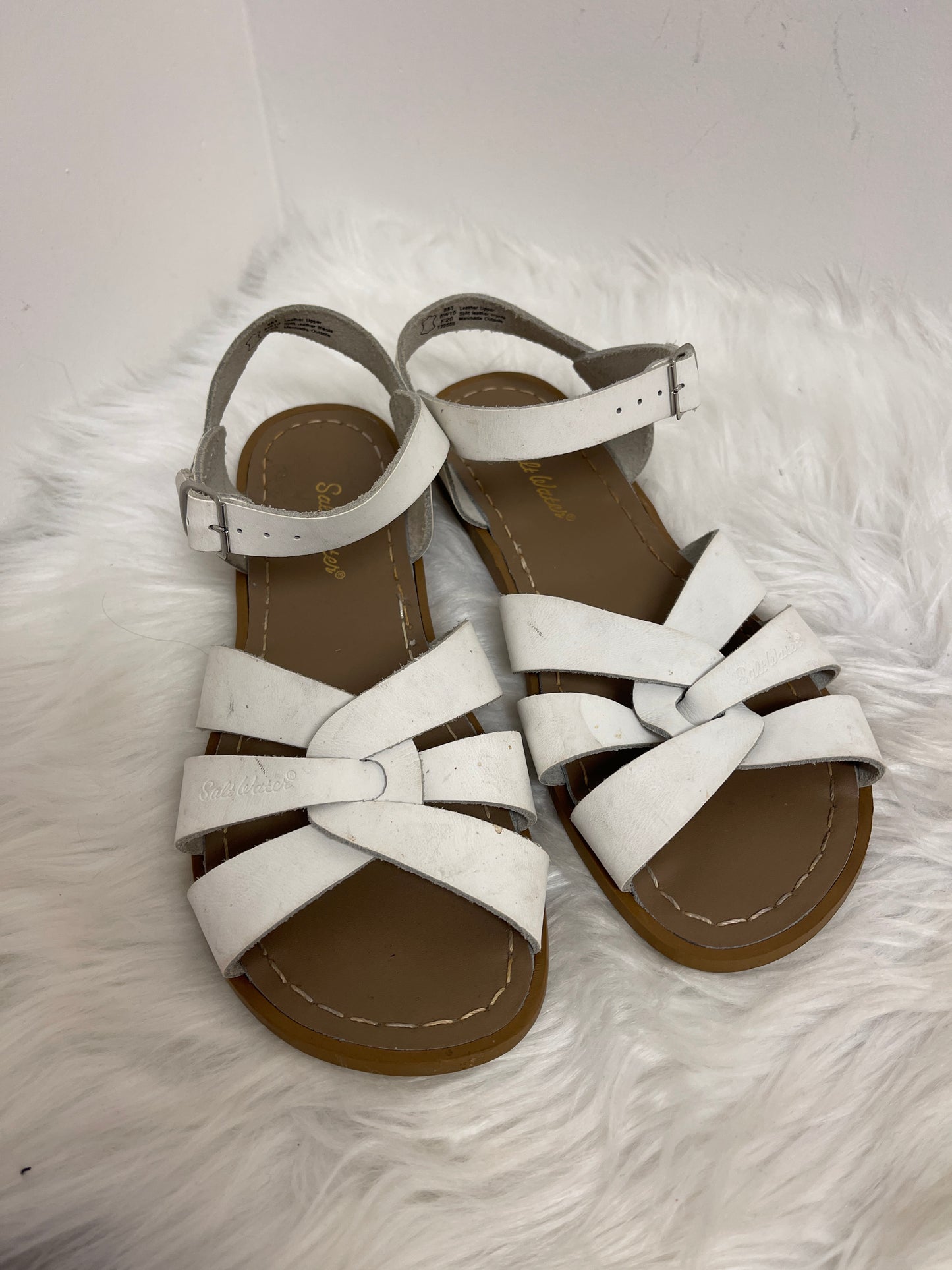 White Sandals Flats Clothes Mentor, Size 8