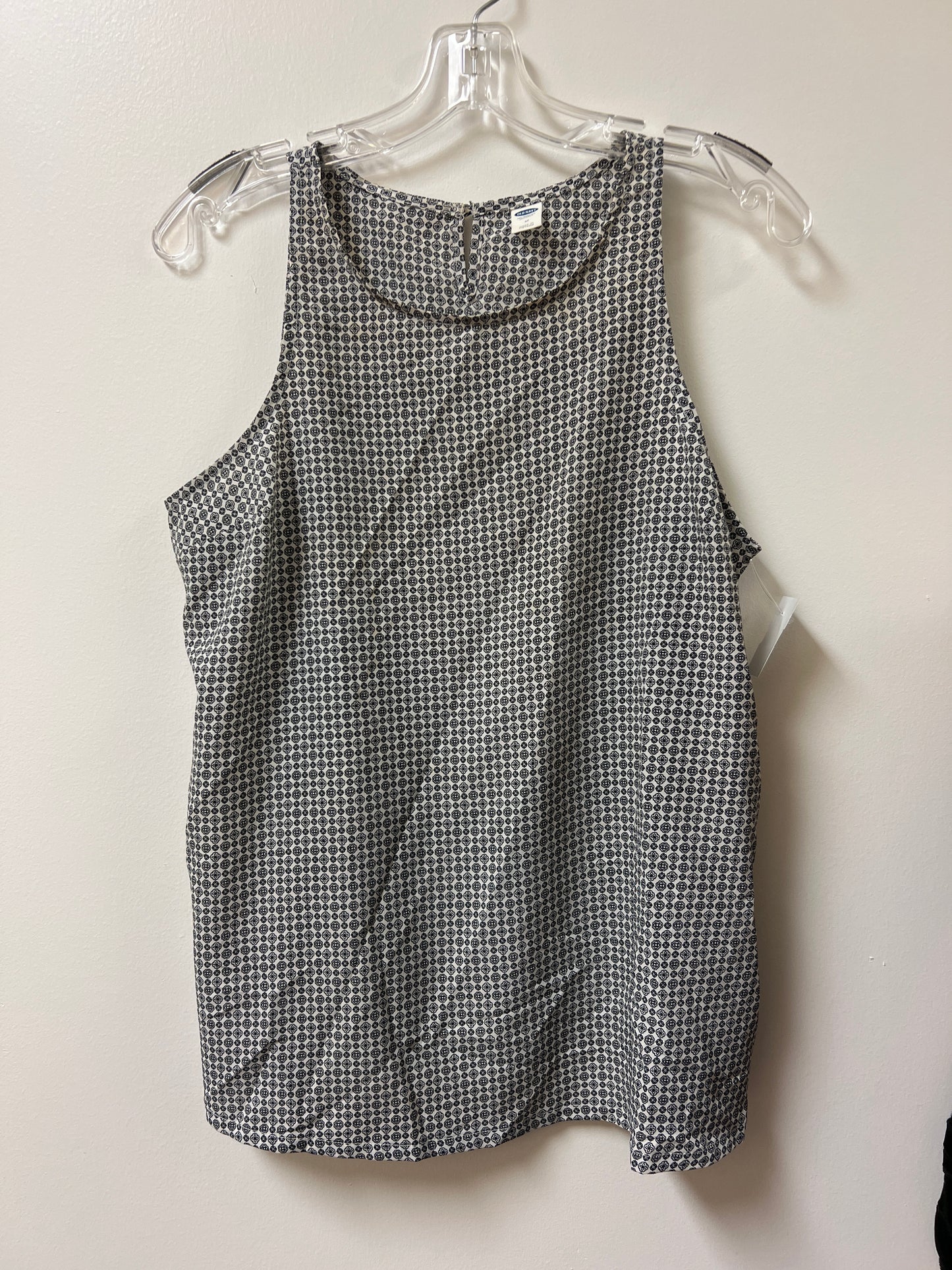 Top Sleeveless By Old Navy In Black, Size: M