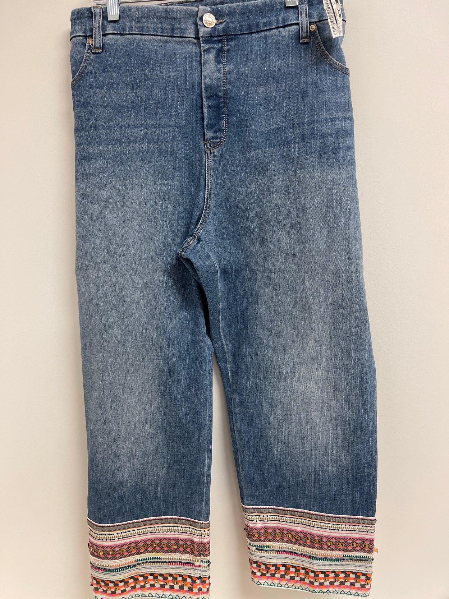 Jeans Cropped By Chicos In Blue Denim, Size: 20