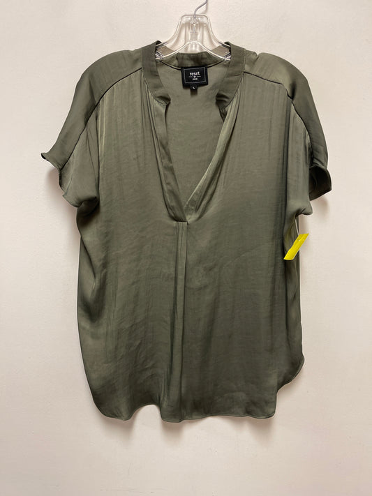 Top Short Sleeve By Clothes Mentor In Green, Size: L