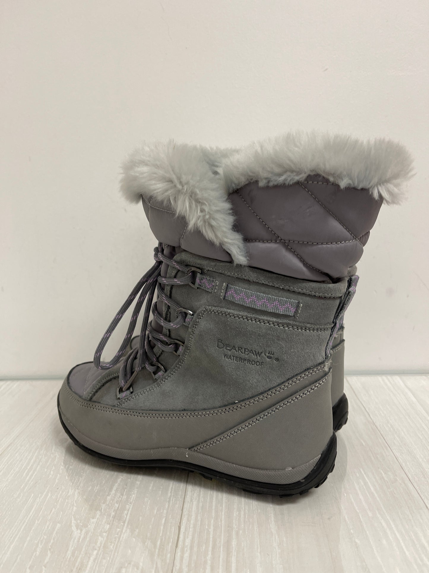 Boots Snow By Bearpaw In Grey, Size: 8