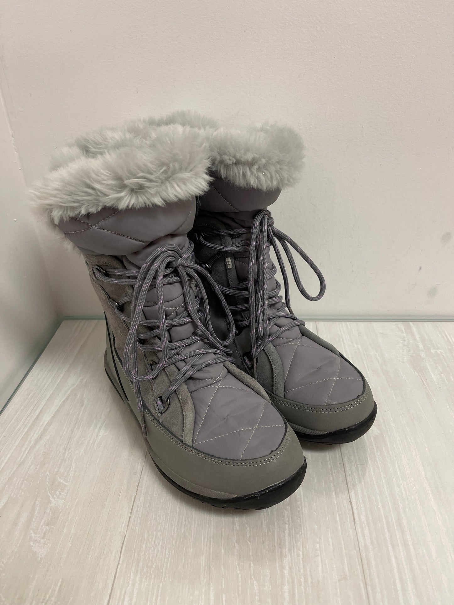 Boots Snow By Bearpaw In Grey, Size: 8