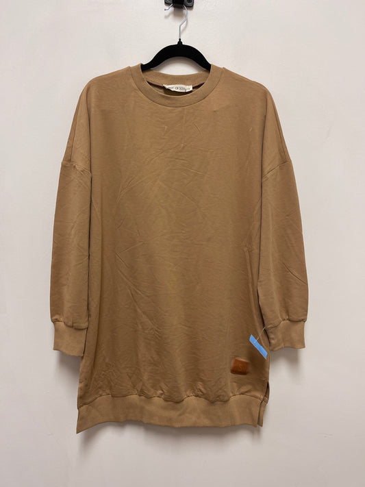 Sweater By Clothes Mentor In Tan, Size: S