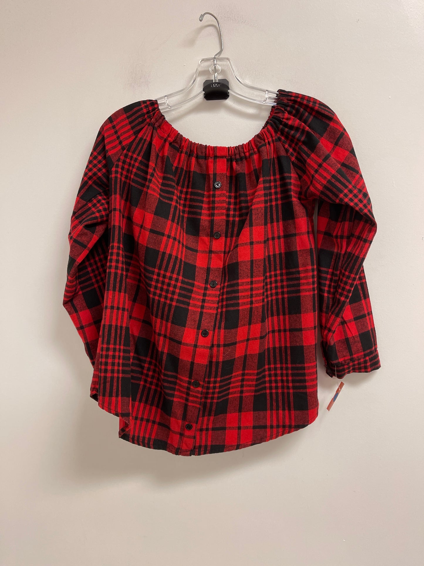 Top Long Sleeve By Clothes Mentor In Black & Red, Size: L