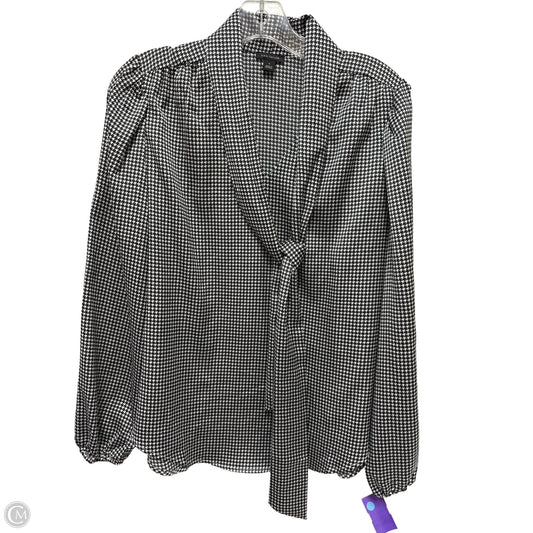 Top Long Sleeve By Ann Taylor In Checkered Pattern, Size: S