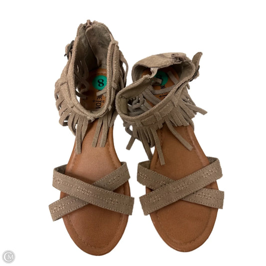 Sandals Flats By Minnetonka In Tan, Size: 8
