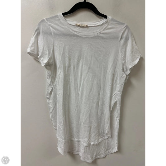 Top Short Sleeve By Clothes Mentor In White & Yellow, Size: M