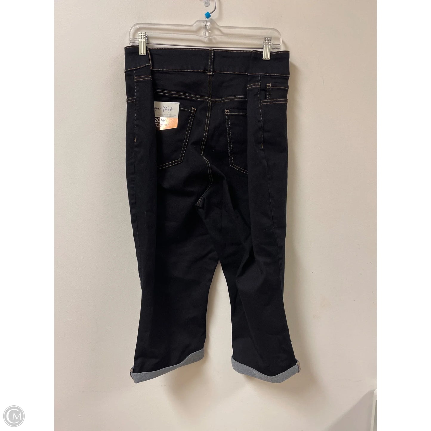 Jeans Cropped By Clothes Mentor In Blue Denim, Size: 20