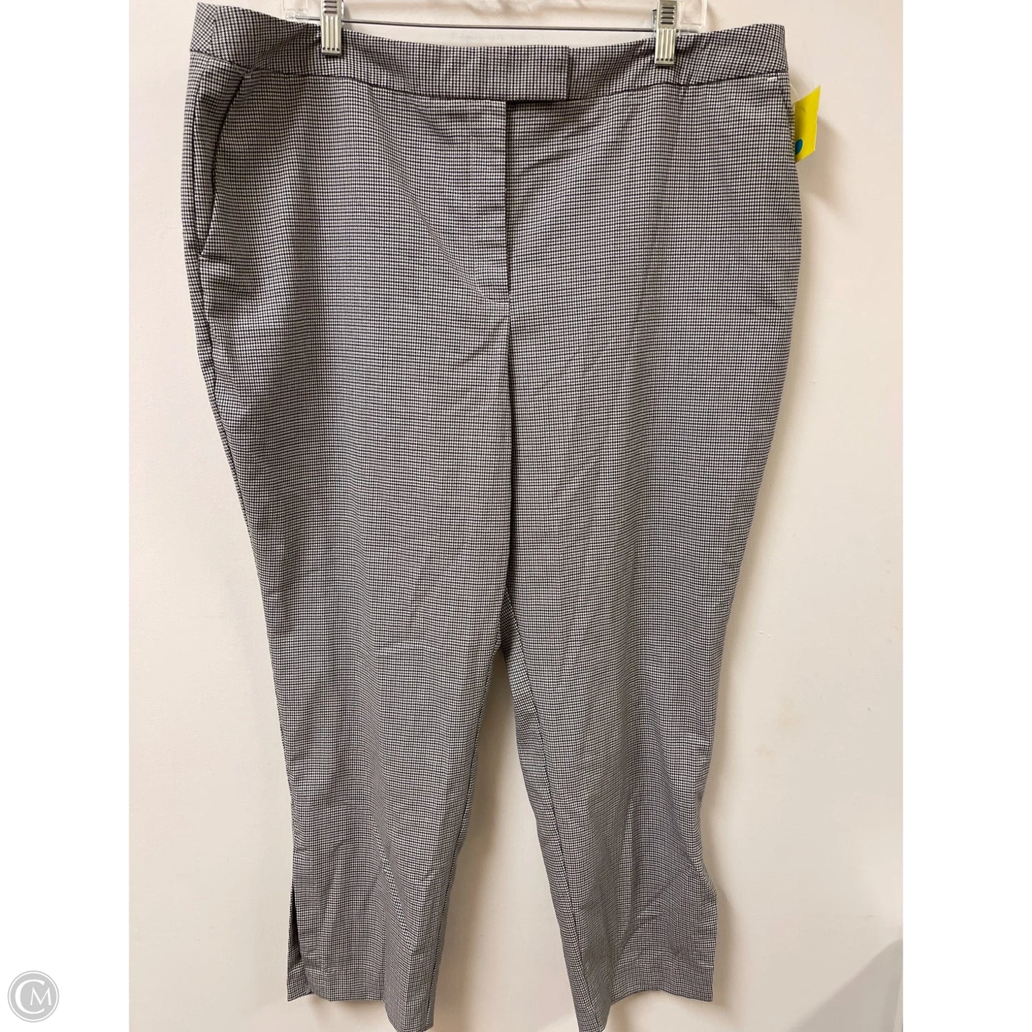 Pants Dress By Worthington In Checkered Pattern, Size: 18