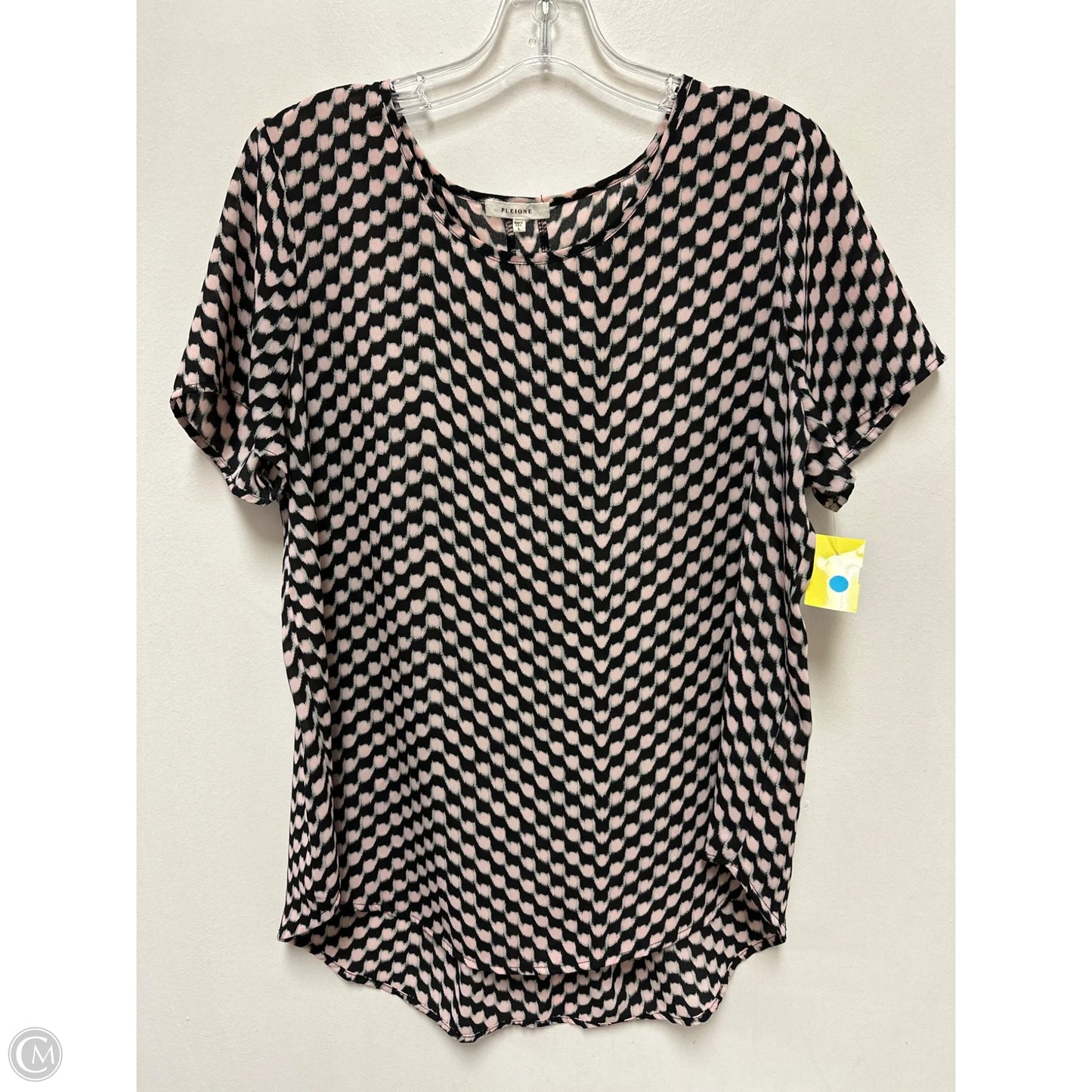 Top Short Sleeve By Pleione In Black & Pink, Size: L