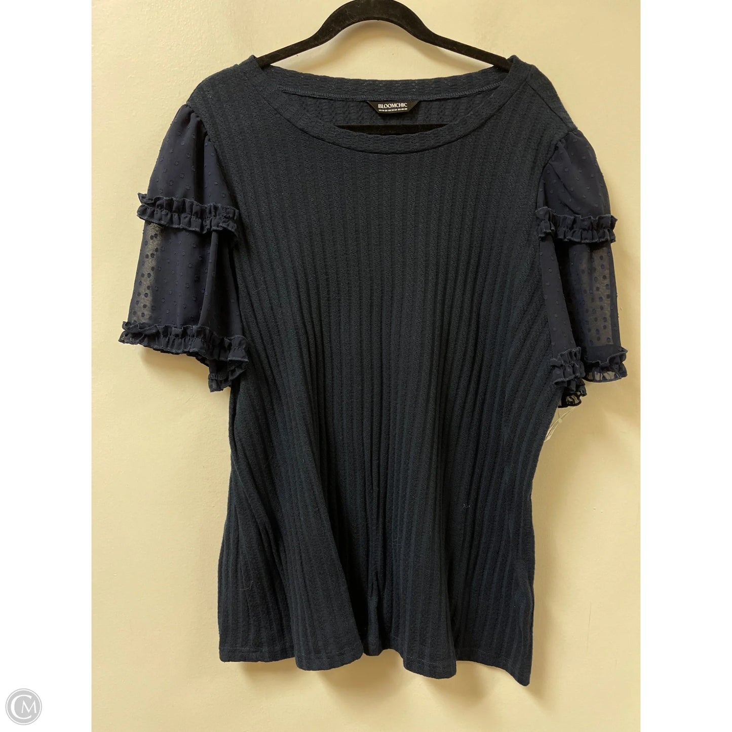 Top Short Sleeve By Bloomchic In Navy, Size: 2x