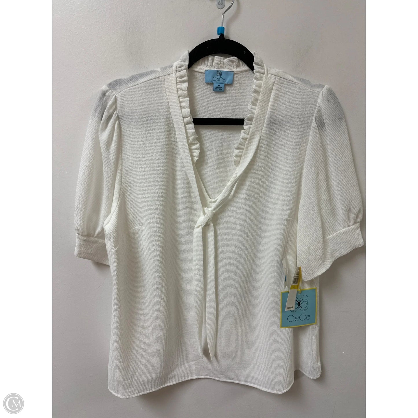 Top Short Sleeve By Cece In White, Size: M