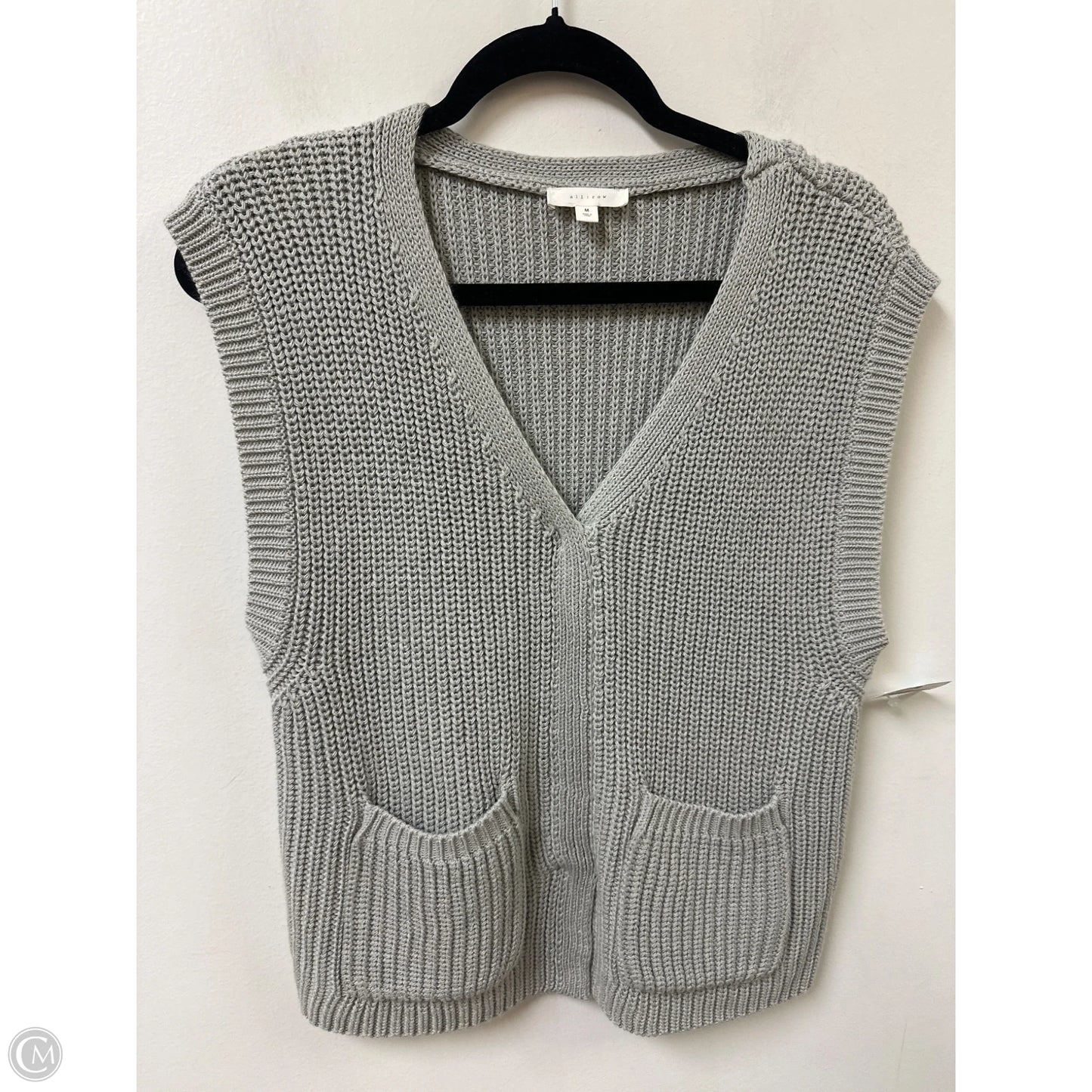 Vest Sweater By Clothes Mentor In Grey, Size: M