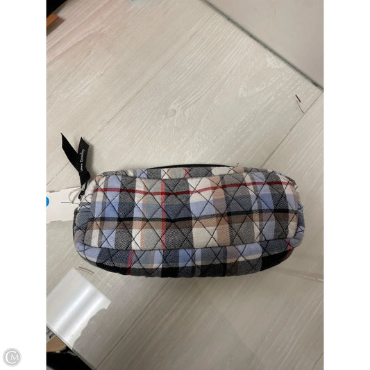 Makeup Bag By Vera Bradley, Size: Medium