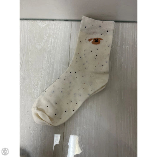 Socks By Clothes Mentor In Cream, Size: 0