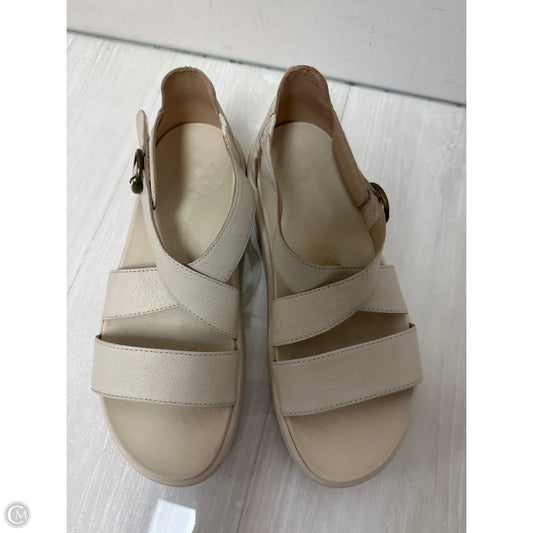 Shoes Heels Block By Vionic In Cream, Size: 6.5