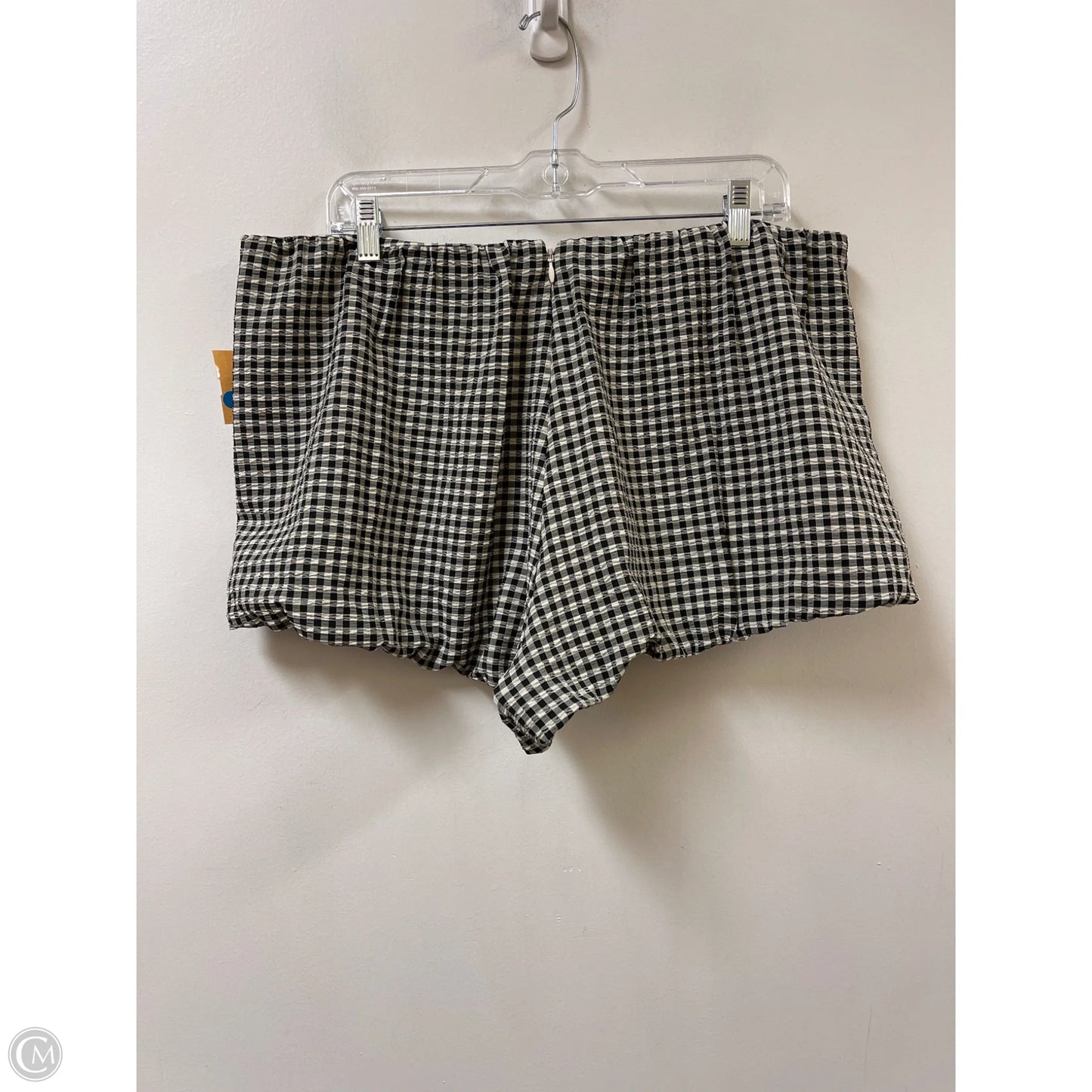 Shorts By Gianni Bini In Checkered Pattern, Size: 14