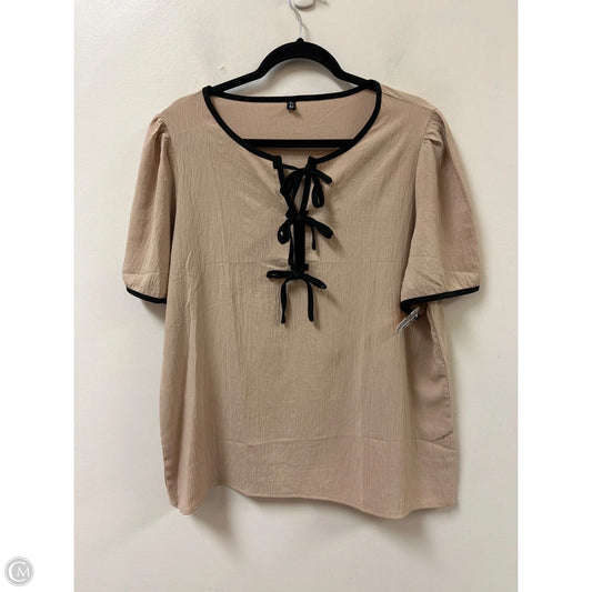 Top Short Sleeve By Clothes Mentor In Tan, Size: Xl
