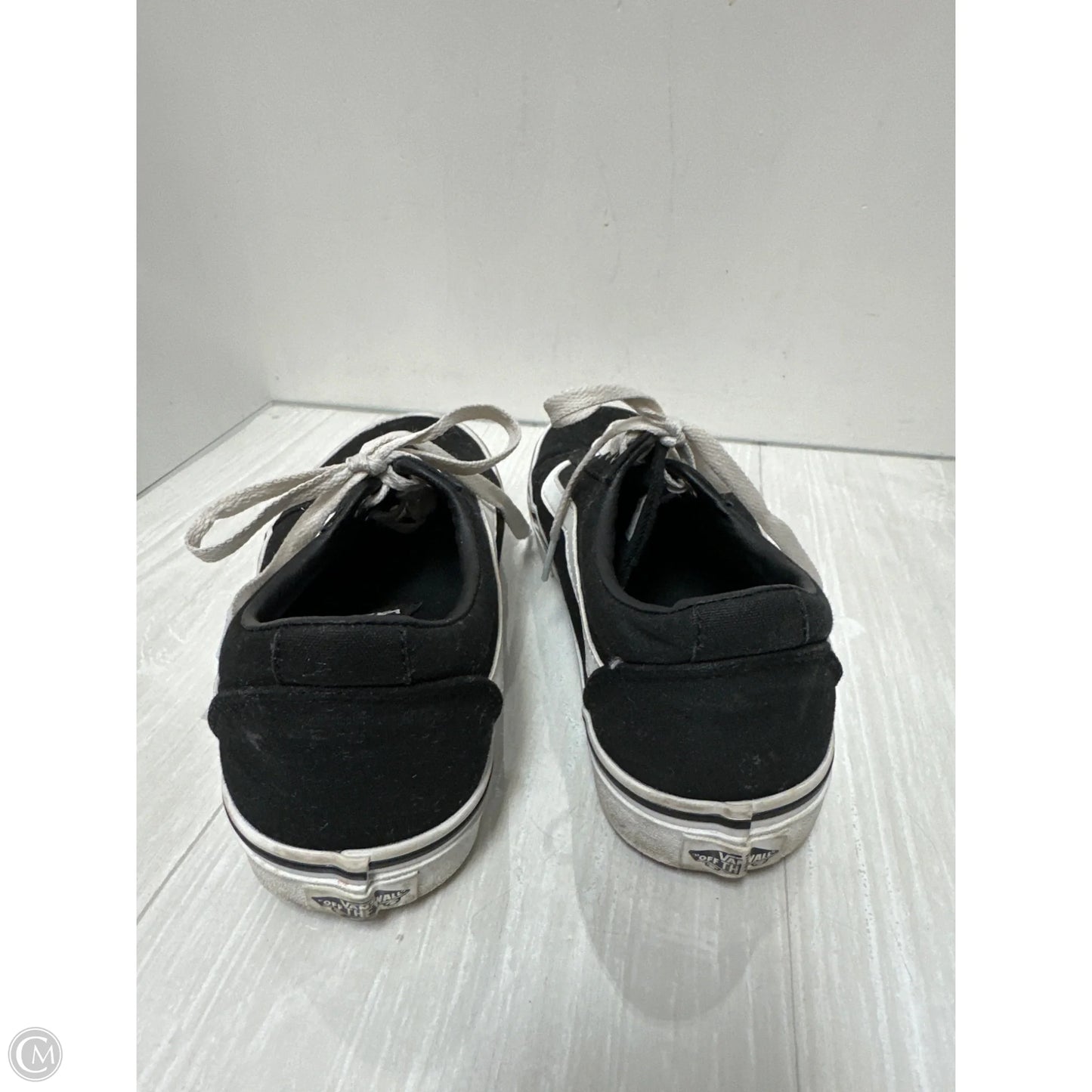 Shoes Sneakers By Vans In Black, Size: 8.5
